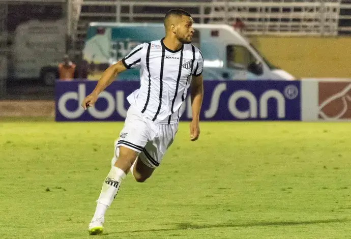 Bragantino Thiago Santos A2