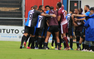 Candangão: Na liderança, Kobayashi projeta próximo confronto