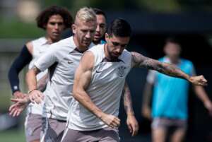 Corinthians treina e torce para o São Paulo contra a Inter de Limeira para manter sonho da vaga