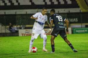 PAULISTA A2: Ferroviária vence duelo contra a Portuguesa Santista e sobe na tabela