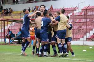 São-Carlense x Barretos - Lobo defende liderança contra a melhor defesa