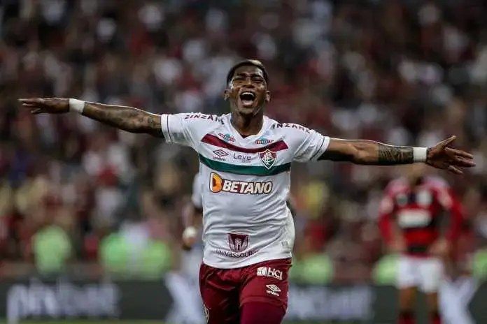 Goiano: Atlético-GO anuncia atacante que estava encostado no Fluminense