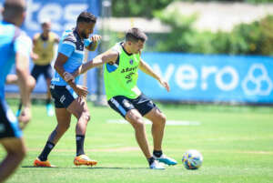 GAÚCHO: Líder Grêmio volta a jogar na Arena; Internacional visita lanterna Santa Cruz