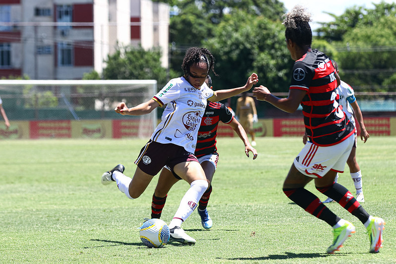 SUPERCOPA FEMININA: Corinthians e Ferroviária vencem e se enfrentam na semifinal