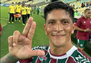 CARIOCA: Fluminense sofre, mas vence e segue líder isolado