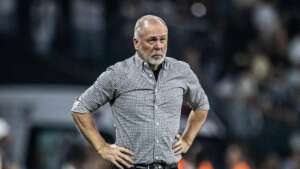 Paulistão: Corinthians esbarra no regulamento e impasse com Mano dificulta busca por técnico