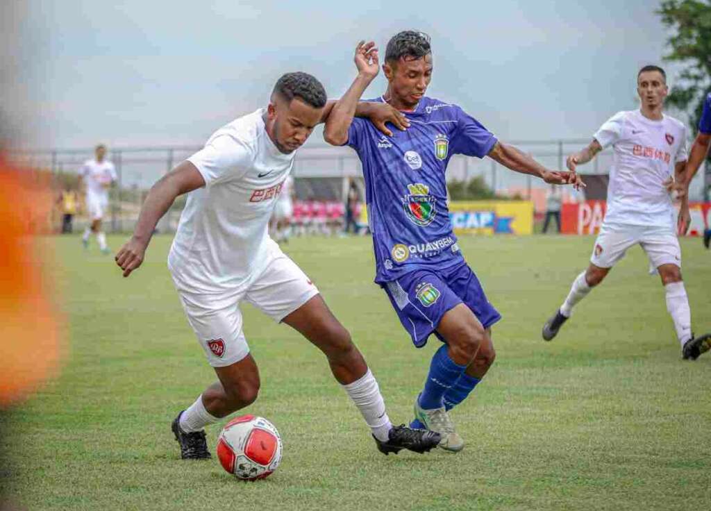 Desportivo Brasil e Sao Caetano Easy Resize.com