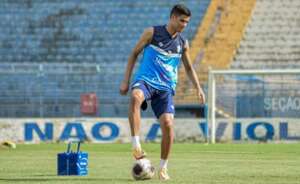 Paulista A3: Marília anuncia a demissão do volante Erick Varão