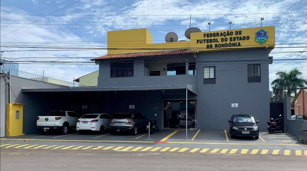 Rondoniense: Protestantes fazem ato pela mudança na Federação de Futebol de Rondônia