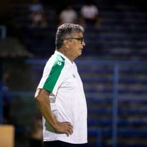 Após vitória no estadual, técnico do Altos-PI foca na estreia da Copa do Nordeste