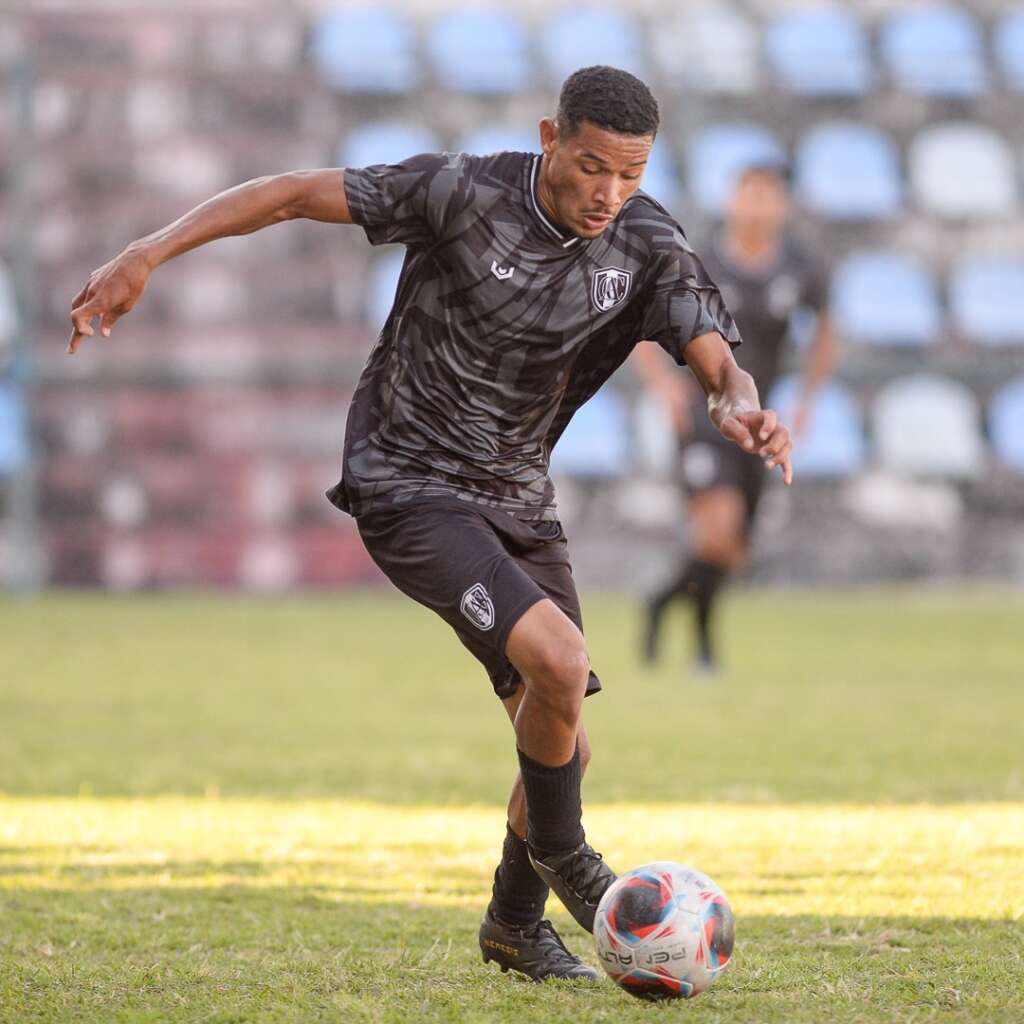 Após se destacar no futebol carioca, jovem atacante fica próximo de clube Catarinense 2 IMG 20240210 WA0013