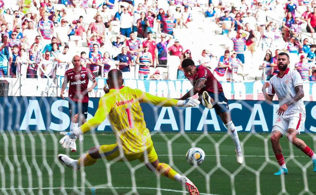 Fortaleza 2 x 1 América-RN – Leão leva susto, mas vence de virada