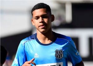 Ponte Preta pode ter jovem promessa como titular na lateral-direita contra o Botafogo-SP