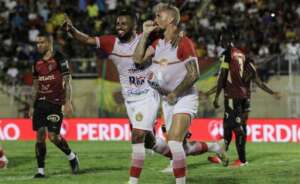 Juazeirense 2 x 0 Vitória - Cancão leva a melhor no duelo baiano e vence a primeira na Copa do Nordeste