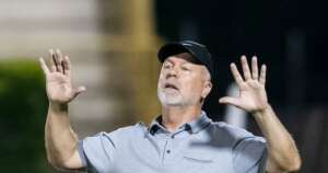 Em crise, Corinthians demite técnico Mano Menezes após 4 derrotas seguidas