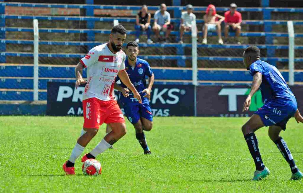 Paulista A2: Entre ‘socos e chutes’, Monte Azul e Noroeste empatam em 1 a 1, veja lance
