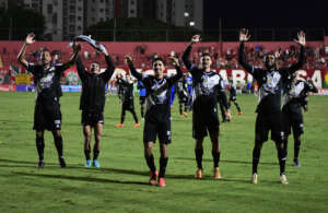 Brigatti admite sondagens por Felipinho e comemora 1ª vitória da Ponte Preta no Paulistão