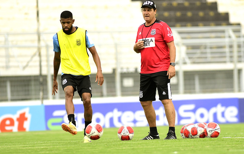 Botafogo-SP x Ponte Preta - Macaca tenta manter série invicta em duelo equilibrado