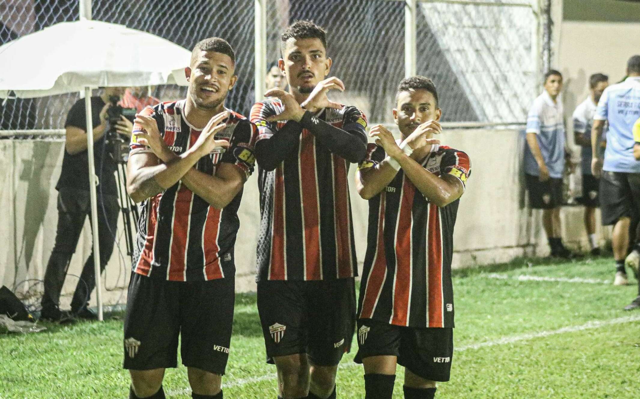 CAPIXABA: Na estreia de técnico, Serra faz 5 a 0 no Jaguaré