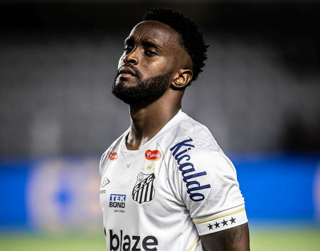 Paulistão: Diretoria do Santos anuncia a rescisão de contrato amigável com o atacante Mendoza