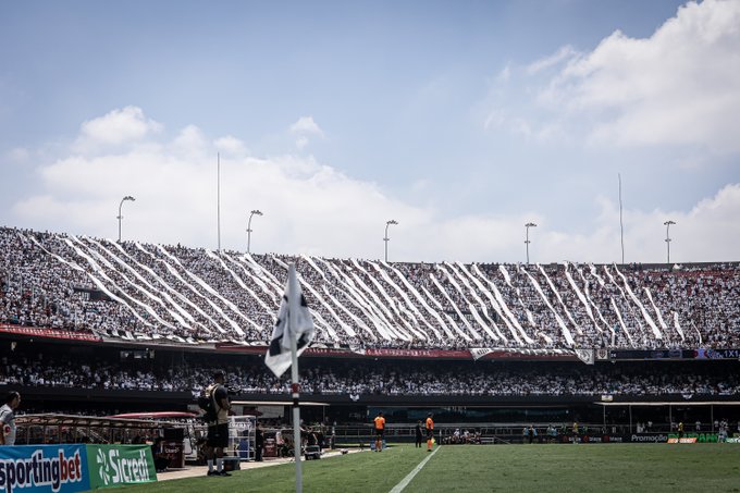 Santos lotou o Morumbis contra o Sao Bernardo