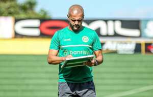 Gaúcho: Ypiranga demite treinador após 4 jogos sem vencer