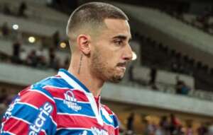 Thiago Galhardo é liberado pelo Fortaleza para tratamento da saúde mental após atentado