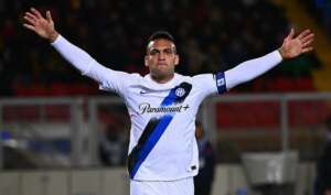 ITALIANO: Inter de Milão goleia Lecce e sustenta vantagem de 9 pontos na liderança