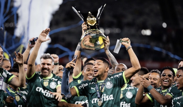Palmeiras busca o tricampeonato consecutivo