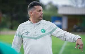 Guarani bate martelo com técnico para se livrar do rebaixamento no Paulistão