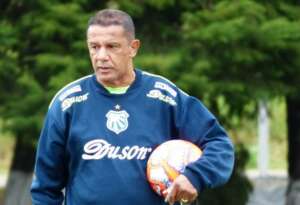 Mineiro: Após 5 anos, técnico retorna à Caldense para o Módulo II: 'Brigar por acesso e título'