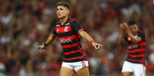 CARIOCA: Flamengo goleia o Boavista e vai à semifinal da Taça Guanabara