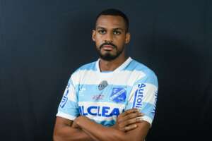 Paulista A2: Taubaté anuncia desligamento de lateral que ainda não havia estreado