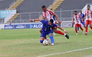 ALAGOANO: Penedense vence lanterna Cruzeiro e respira