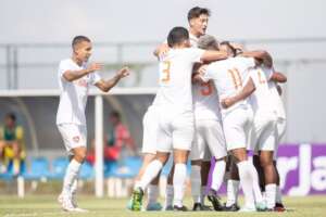 Desportivo Brasil 2 x 1 RB Bragantino II -  Com um a menos Dragão vence e se mantém na ponta