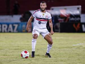 Paraibano: Serra Branca contrata lateral que teve passagem pelo Santa Cruz