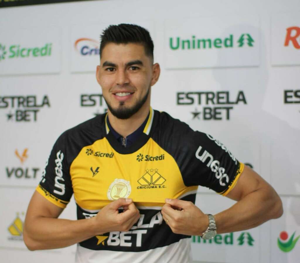 Zagueiro venezuelano é apresentado e Criciúma segue se preparando para clássico no Catarinense