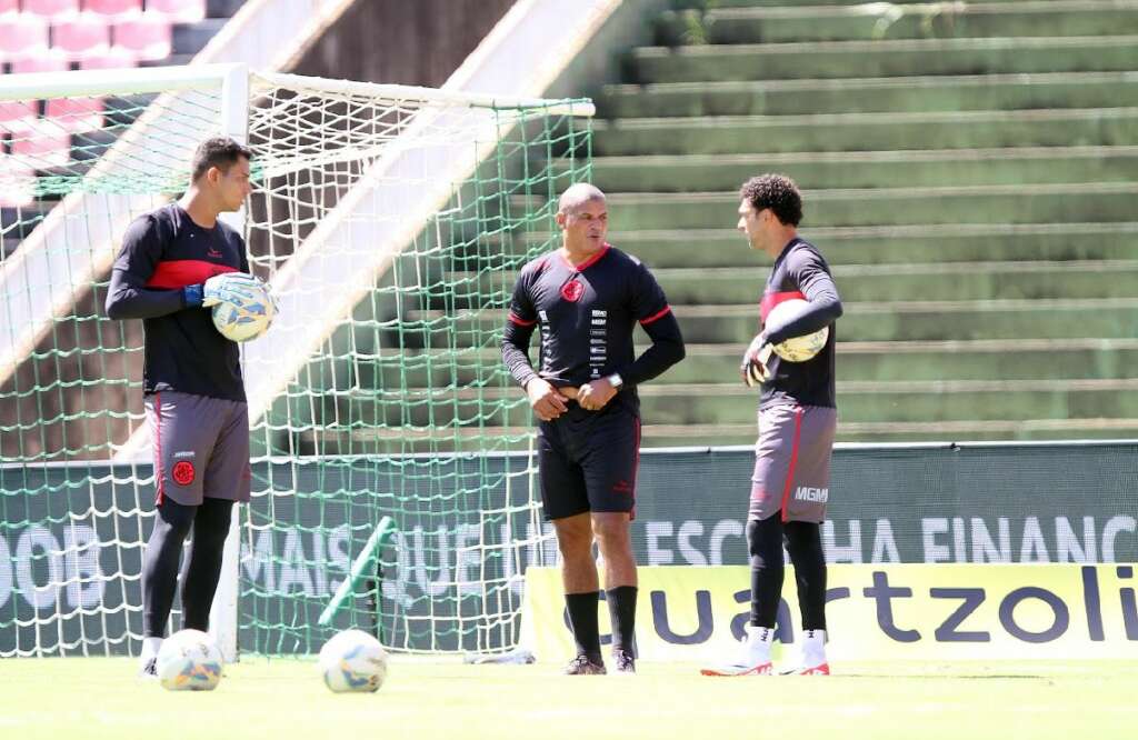 Mineiro: Destaque, goleiro do Pouso Alegre mira decisão contra o Patrocinense