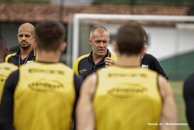 Eduardo Baptista prega respeito ao Corinthians e pede coragem para o Novorizontino