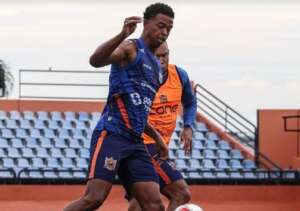 Carioca: Vasco teria interesse na contratação de Carlinhos, artilheiro do Estadual