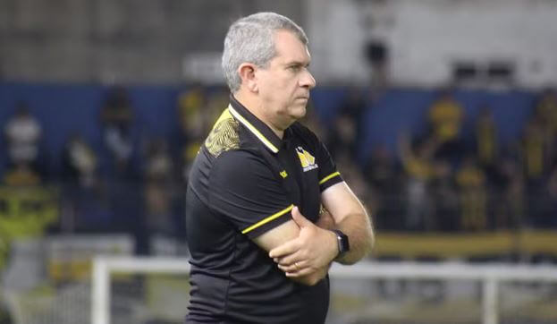 claudio tencati treinador criciuma1 credito celso da luz assessoria de imprensa cec 1