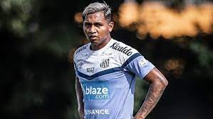 Paulistão: Santos treina na Vila Belmiro e pode ter o reforço de Morelos contra o Guarani
