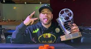 Neymar vence torneio de pôquer realizado em celebração de seu aniversário de 32 anos