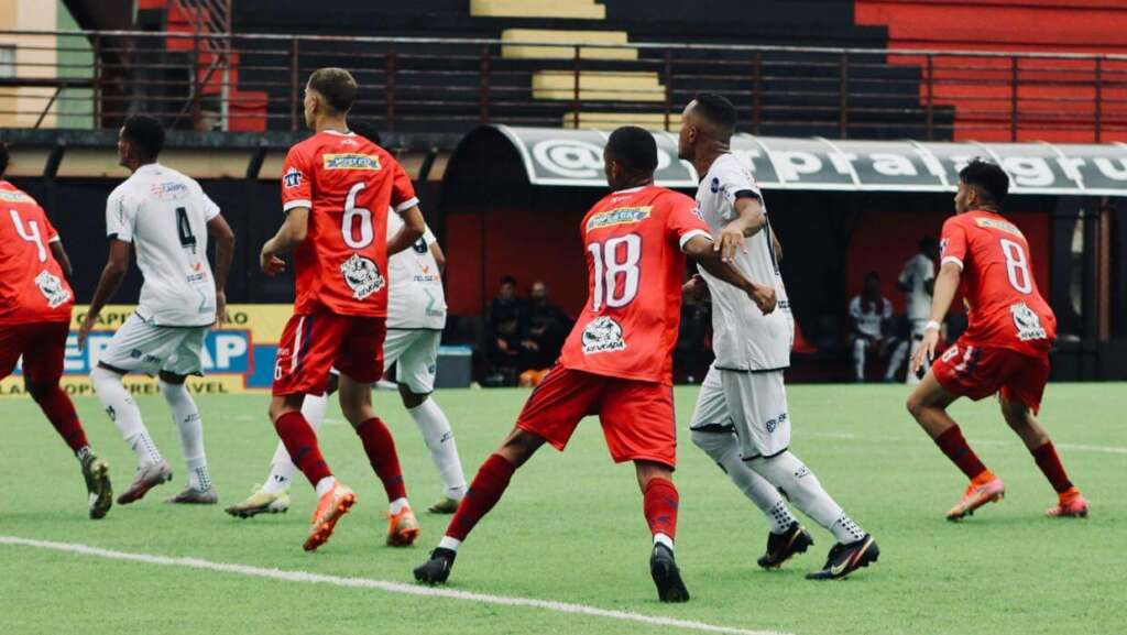 Paulista A3: EC São Bernardo vence União Suzano e cola no líder