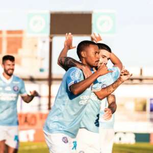 BAIANO: Bahia vence Juazeirense e lidera; Vitória vence e é vice-líder