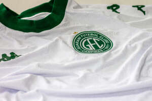 Com referências a título histórico, Guarani divulga segundo uniforme para 2024