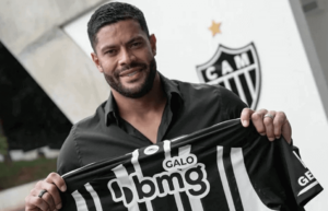 Atlético-MG anuncia renovação com Hulk até 2026: 'Que a história seja cada dia mais bela'