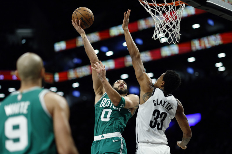 Líderes da NBA, Celtics e Timberwolves vencem fora de casa e ampliam vantagem