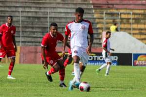 POTIGUAR: América empata com Santa Cruz de Natal e avança como líder