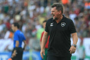 Carioca: Fábio Matias deixa claro que não quer ser efetivado como treinador do Botafogo